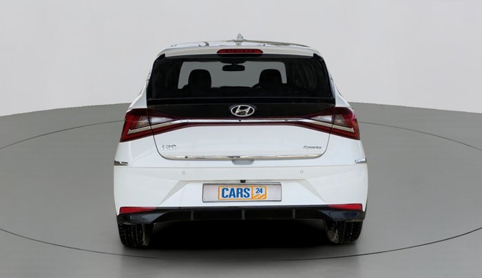 2022 Hyundai NEW I20 SPORTZ 1.2 MT, Petrol, Manual, 17,035 km, Back/Rear