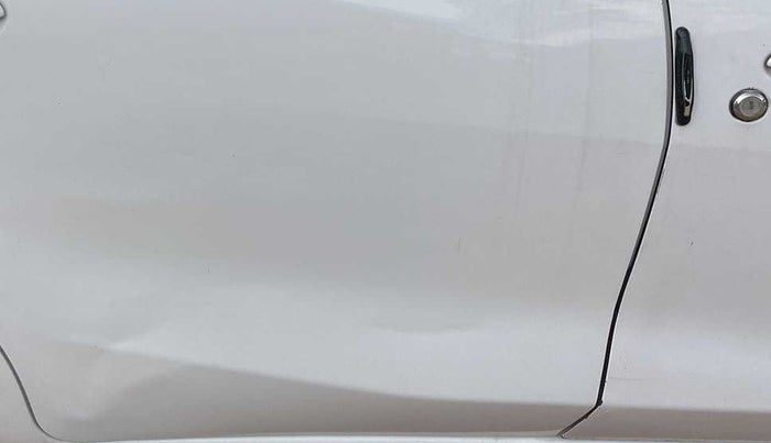 2014 Datsun Go T, Petrol, Manual, 29,073 km, Right rear door - Slightly dented