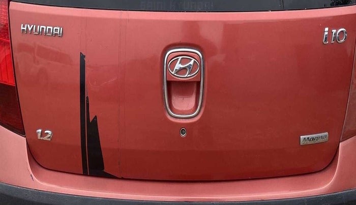 2010 Hyundai i10 MAGNA 1.2, Petrol, Manual, 17,961 km, Dicky (Boot door) - Minor scratches
