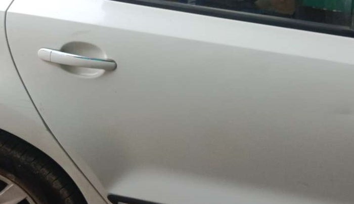 2016 Volkswagen Ameo HIGHLINE 1.2, Petrol, Manual, 83,810 km, Right rear door - Door visor damaged