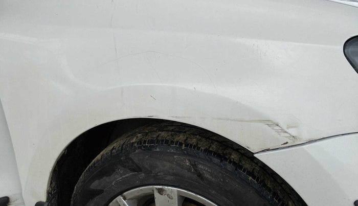 2016 Volkswagen Ameo HIGHLINE 1.2, Petrol, Manual, 83,810 km, Right fender - Slightly dented