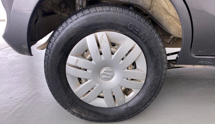 2019 Maruti Alto LXI CNG, CNG, Manual, 41,807 km, Right Rear Wheel