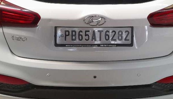 2018 Hyundai Elite i20 MAGNA EXECUTIVE 1.2, Petrol, Manual, 28,623 km, Dicky (Boot door) - Slightly dented