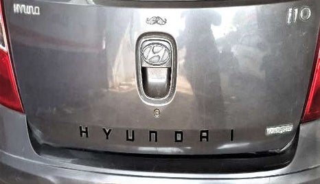 2011 Hyundai i10 MAGNA 1.2, Petrol, Manual, 73,876 km, Dicky (Boot door) - Minor scratches