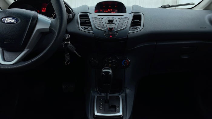 FORD FIESTA-Center Console