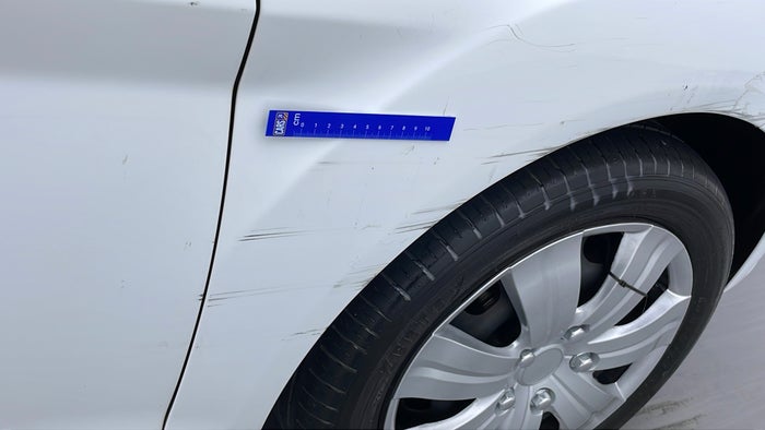 FORD FIESTA-Fender RHS Scratch