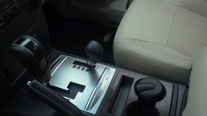 MITSUBISHI PAJERO-Centre Console Trim Scratch