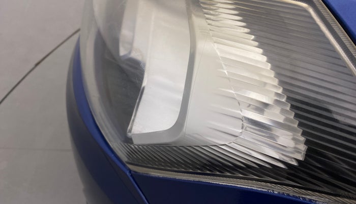 2017 Datsun Go Plus T, Petrol, Manual, 56,483 km, Left headlight - Minor scratches