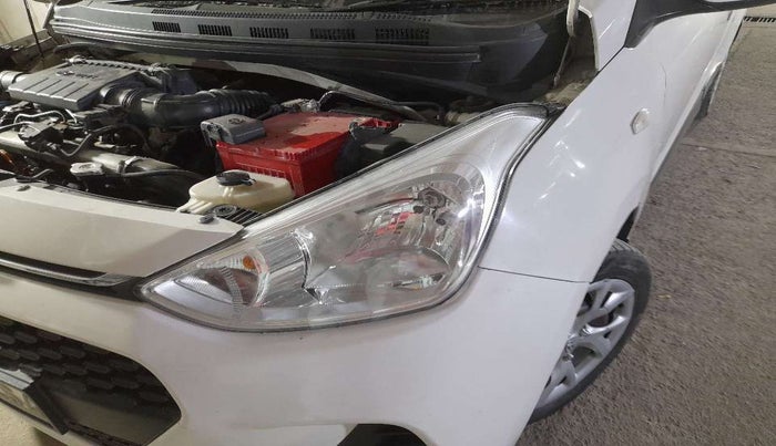 2018 Hyundai Grand i10 MAGNA U2 1.2 CRDI, Diesel, Manual, 54,204 km, Left headlight - Clamp has minor damage