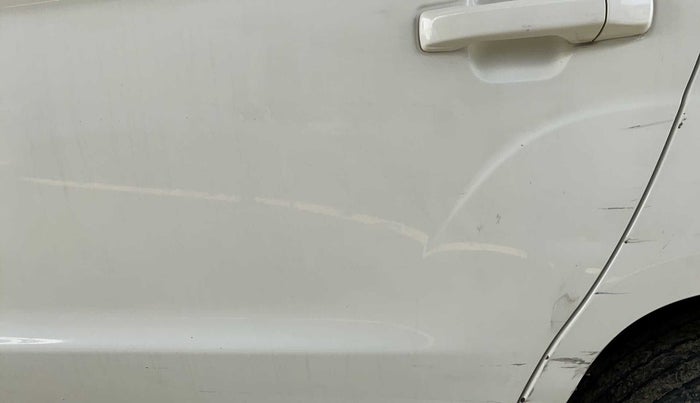 2016 Mahindra TUV300 T8, Diesel, Manual, 59,574 km, Rear left door - Minor scratches
