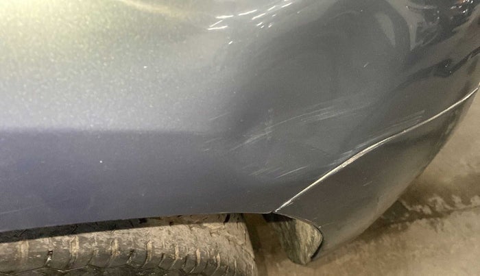 2015 Renault Duster 85 PS RXL, Diesel, Manual, 92,145 km, Right fender - Slightly dented