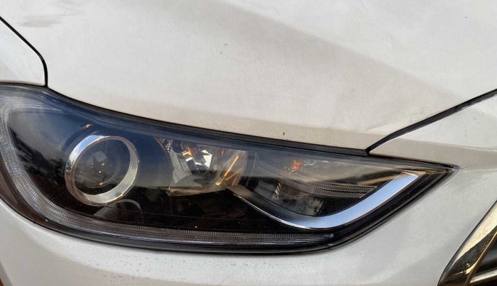 2016 Hyundai New Elantra 1.6 SX (O) AT DIESEL, Diesel, Automatic, 78,948 km, Right headlight - Minor scratches