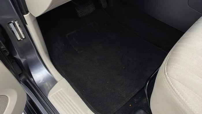 MITSUBISHI PAJERO-Flooring Front LHS Mat Torn