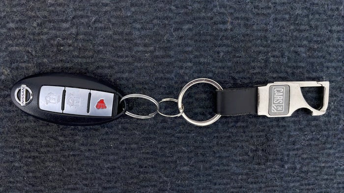 NISSAN MURANO-Key Close-up