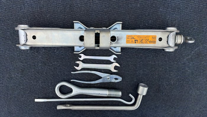 NISSAN MURANO-Tool Kit