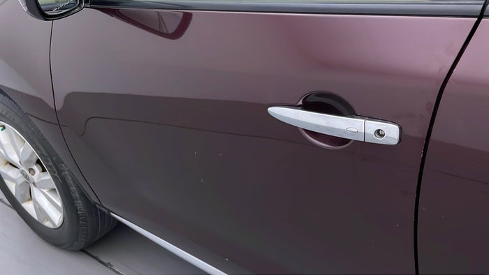 NISSAN MURANO-Door Exterior LHS Front Dent