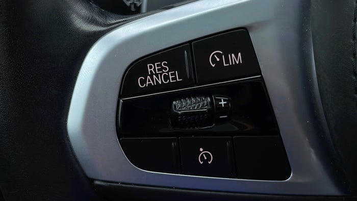 BMW 520I-Cruise Control
