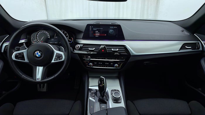 BMW 520I-Dashboard View