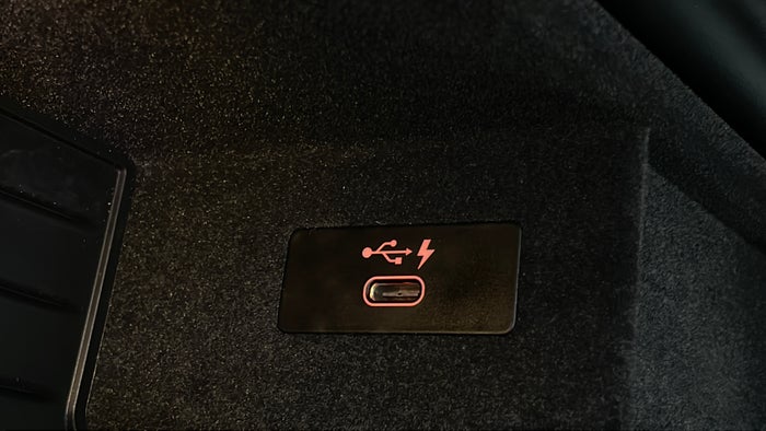 BMW 520I-USB Player