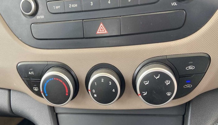 2014 Hyundai Xcent S 1.2, Petrol, Manual, 59,083 km, AC Unit - Minor issue in the heater switch