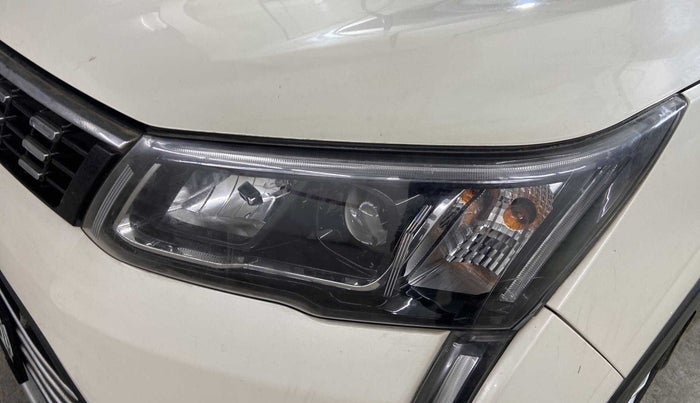 2019 Mahindra XUV300 W8 1.5 DIESEL AMT, Diesel, Automatic, 4,227 km, Left headlight - Minor scratches