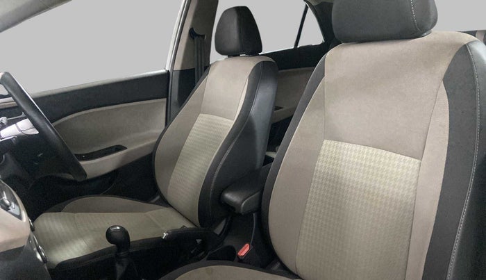 2018 Hyundai Elite i20 ASTA 1.2, Petrol, Manual, 20,590 km, Right Side Front Door Cabin