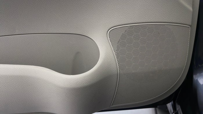 NISSAN SENTRA-Speakers