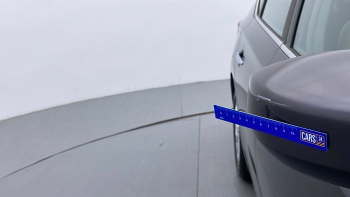NISSAN SENTRA-ORVM RHS Scratch
