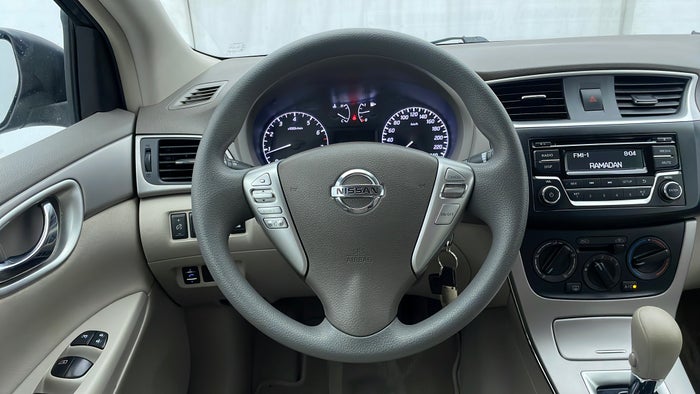 NISSAN SENTRA-Steering Wheel Close-up