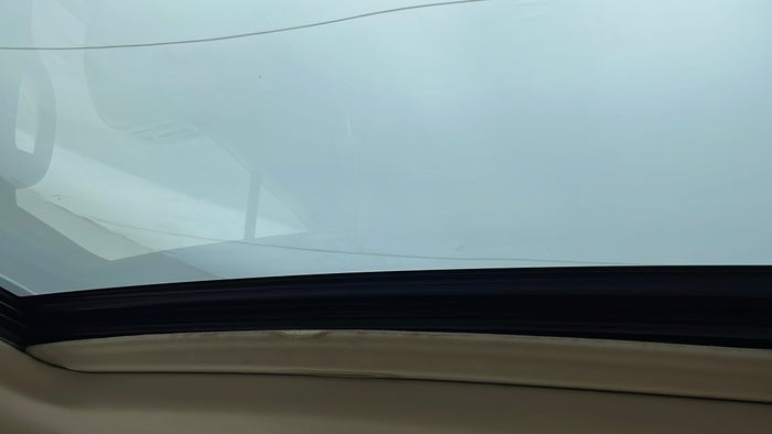 TOYOTA LAND CRUISER-Ceiling Roof lining torn/dirty