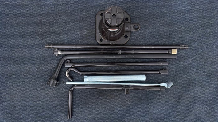 TOYOTA LAND CRUISER-Tool Kit