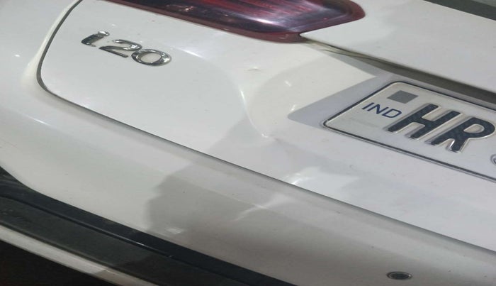 2018 Hyundai Elite i20 MAGNA EXECUTIVE 1.2, Petrol, Manual, 53,083 km, Dicky (Boot door) - Slightly dented