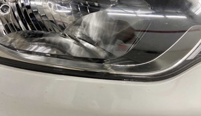 2018 Hyundai Elite i20 MAGNA EXECUTIVE 1.2, Petrol, Manual, 53,083 km, Right headlight - Minor scratches