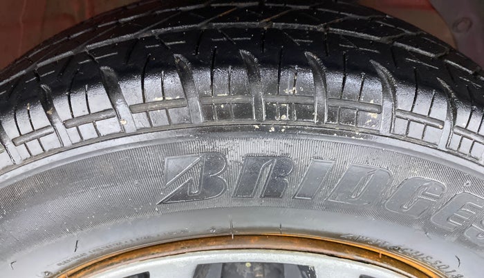 2018 Maruti Swift VXI D, Petrol, Manual, 58,072 km, Right Front Tyre Tread