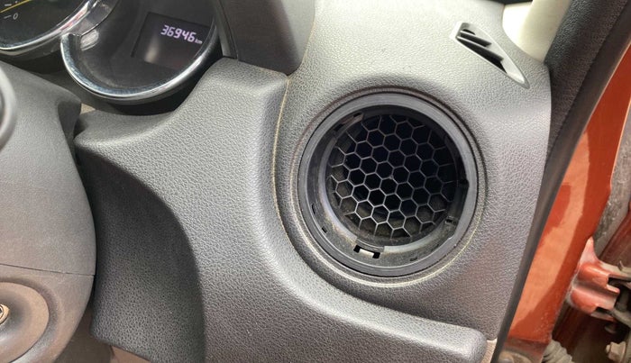 2017 Renault Duster RXL PETROL 104, Petrol, Manual, 36,922 km, AC Unit - Front vent has minor damage