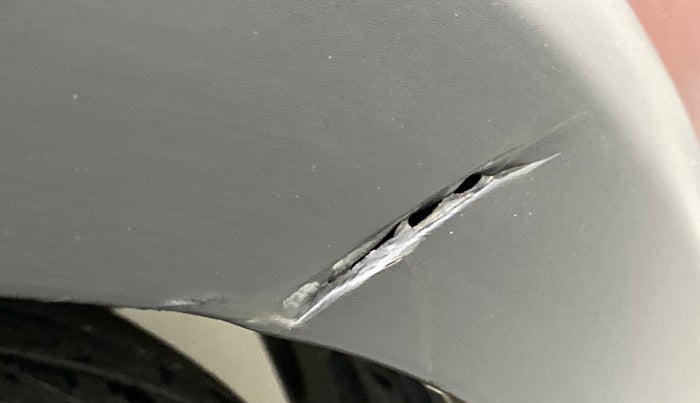 2017 Honda BR-V 1.5L I-VTEC VX, Petrol, Manual, 79,750 km, Left quarter panel - Cladding has minor damage