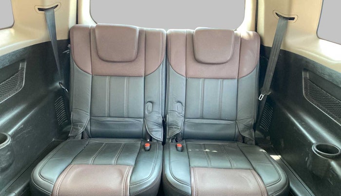 2014 Mahindra XUV500 W8, Diesel, Manual, 86,014 km, Third Seat Row ( optional )