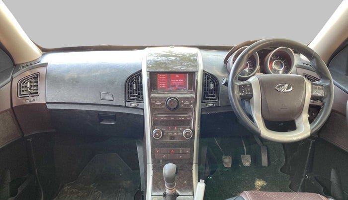 2014 Mahindra XUV500 W8, Diesel, Manual, 86,014 km, Dashboard