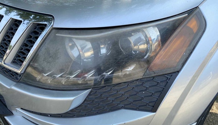 2014 Mahindra XUV500 W8, Diesel, Manual, 86,014 km, Left headlight - Faded
