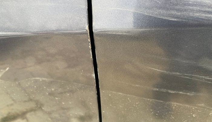 2018 Hyundai Eon ERA +, Petrol, Manual, 52,406 km, Driver-side door - Minor scratches