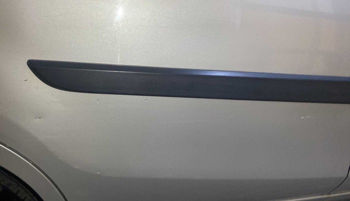 2018 Maruti Alto 800 LXI, Petrol, Manual, 36,319 km, Right rear door - Minor scratches