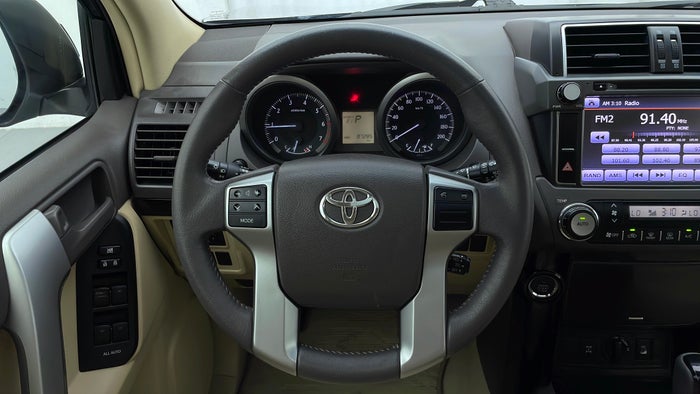 TOYOTA PRADO-Steering Wheel Close-up