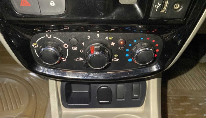 2016 Nissan Terrano XL (D), Diesel, Manual, 29,893 km, AC Unit - Directional switch has minor damage
