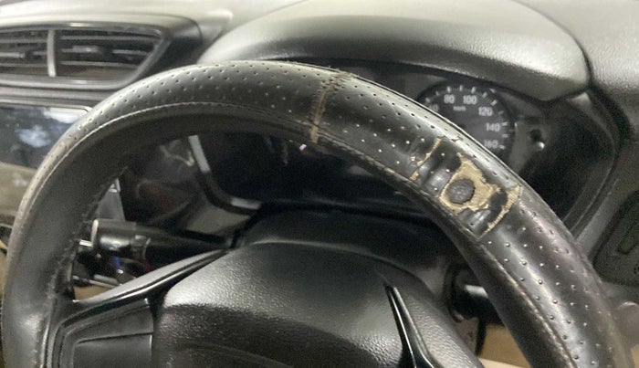 2019 Honda Amaze 1.2L I-VTEC E, Petrol, Manual, 74,738 km, Steering wheel - Steering cover is minor torn