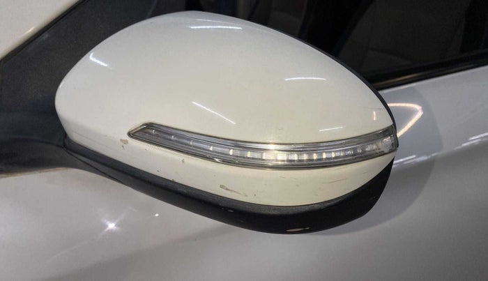 2015 Hyundai Elite i20 SPORTZ 1.2, Petrol, Manual, 52,017 km, Left rear-view mirror - Indicator light has minor damage