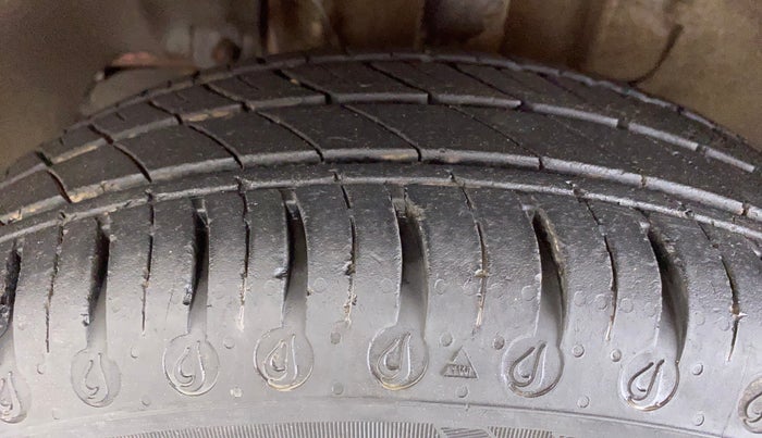 2021 Tata Tiago XE PETROL, Petrol, Manual, 25,399 km, Left Front Tyre Tread