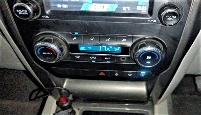 2018 Mahindra Scorpio S11 2WD, Diesel, Manual, 56,707 km, AC Unit - Directional switch has minor damage