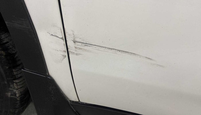2019 Maruti Vitara Brezza ZDI AMT, Diesel, Automatic, 45,144 km, Front passenger door - Minor scratches