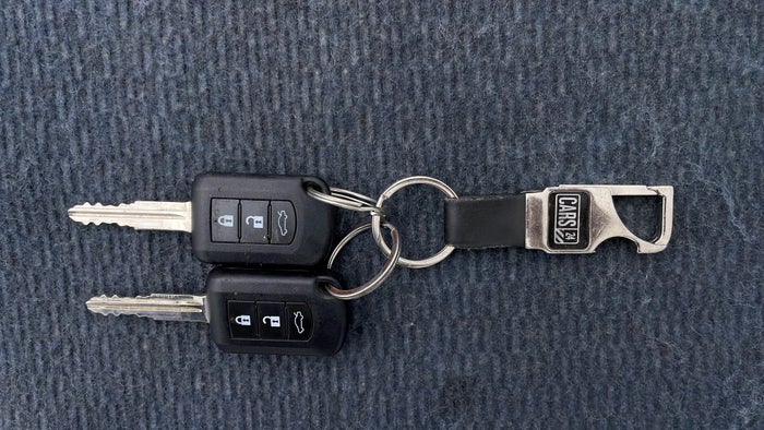 MITSUBISHI LANCER EX-Key Close-up