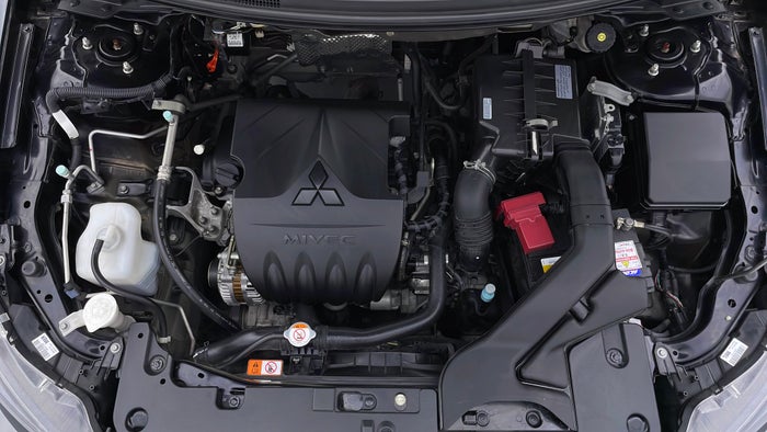MITSUBISHI LANCER EX-Engine Bonet View